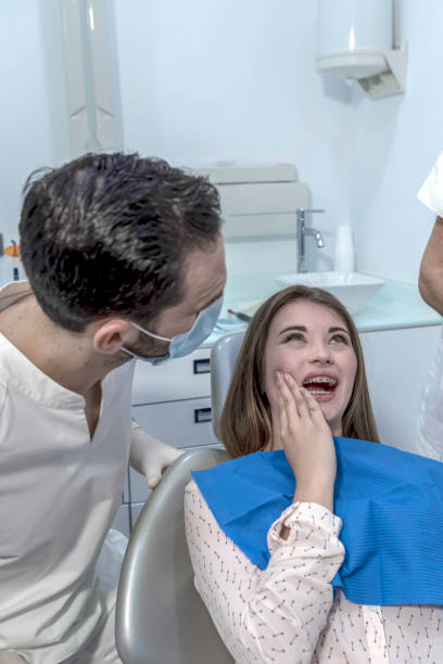Best Cracked Tooth Emergency Dentist  in Harmony, PA